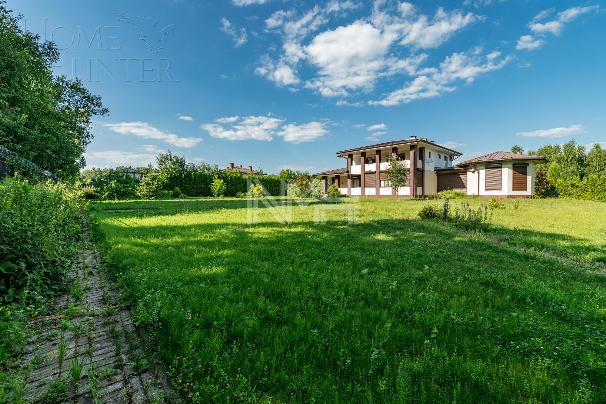 2-этажный коттедж 442 м² с отделкой