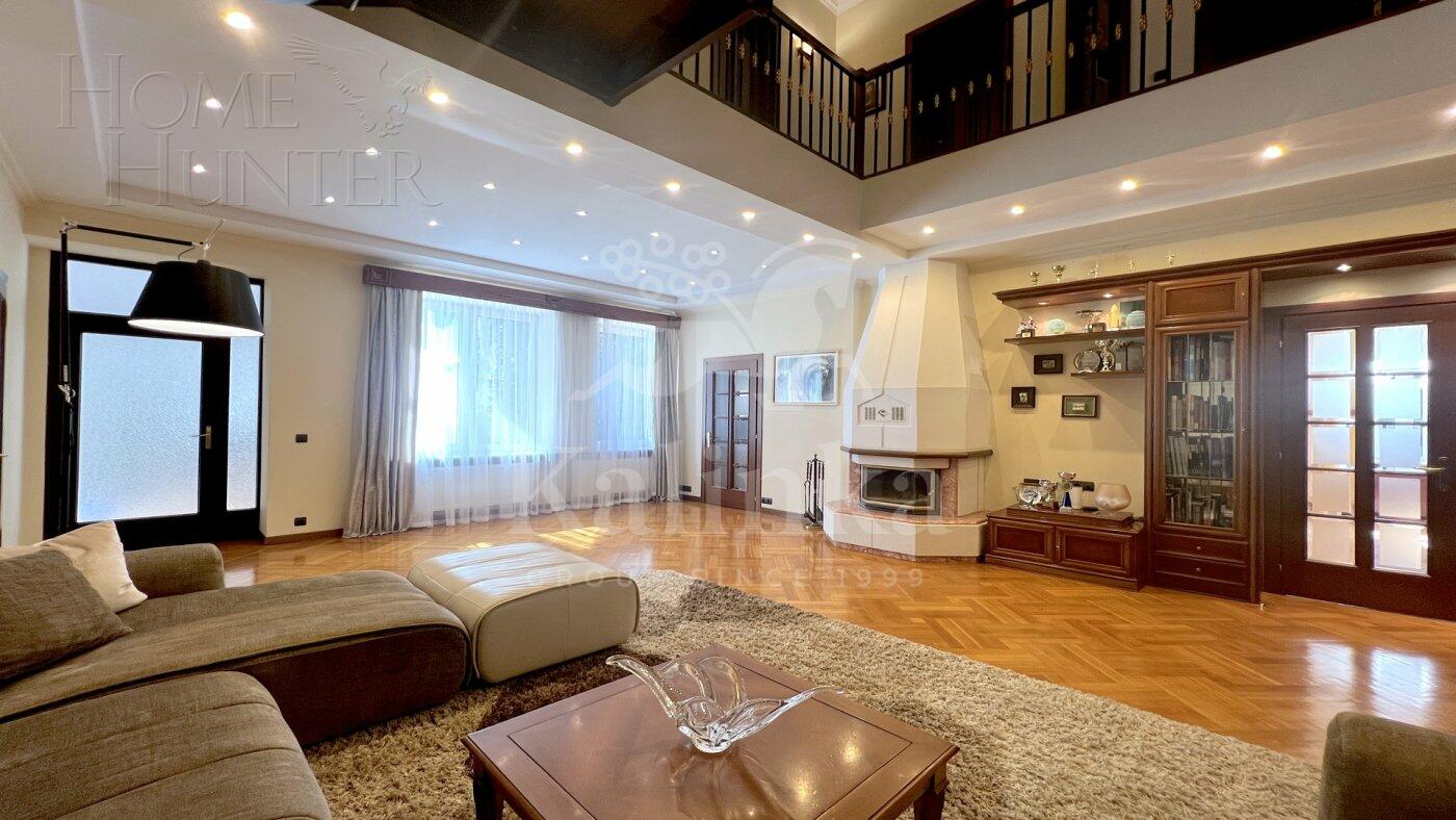 2-этажный коттедж 550 м² с отделкой