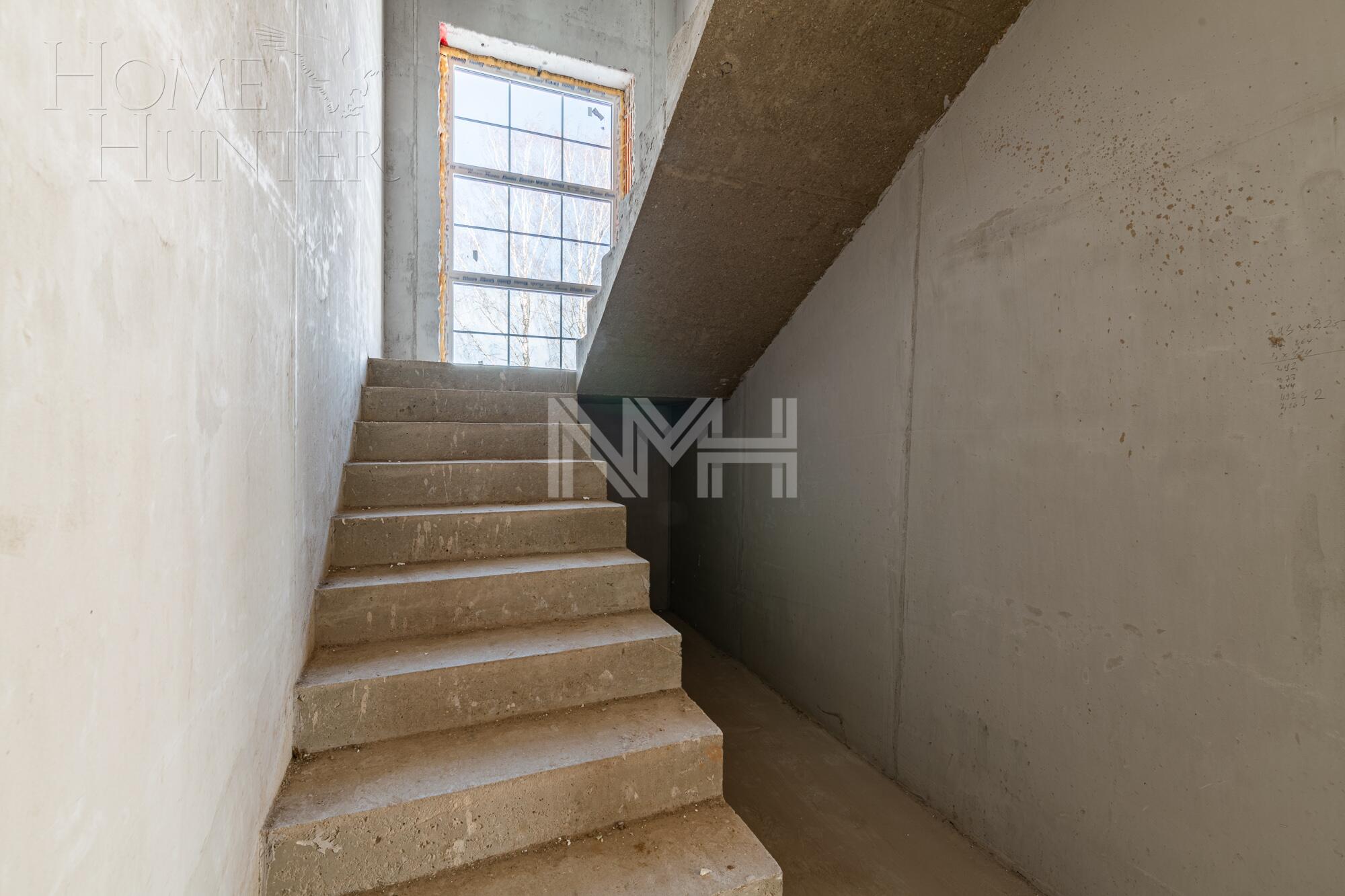 2-этажный коттедж 500 м² без отделки