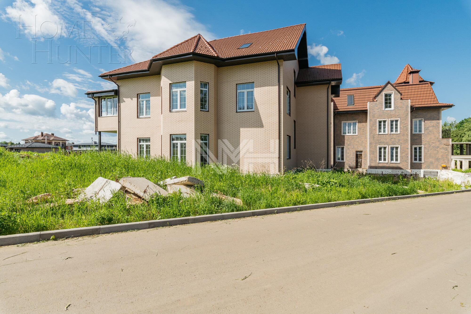 2-этажный коттедж 500 м² без отделки