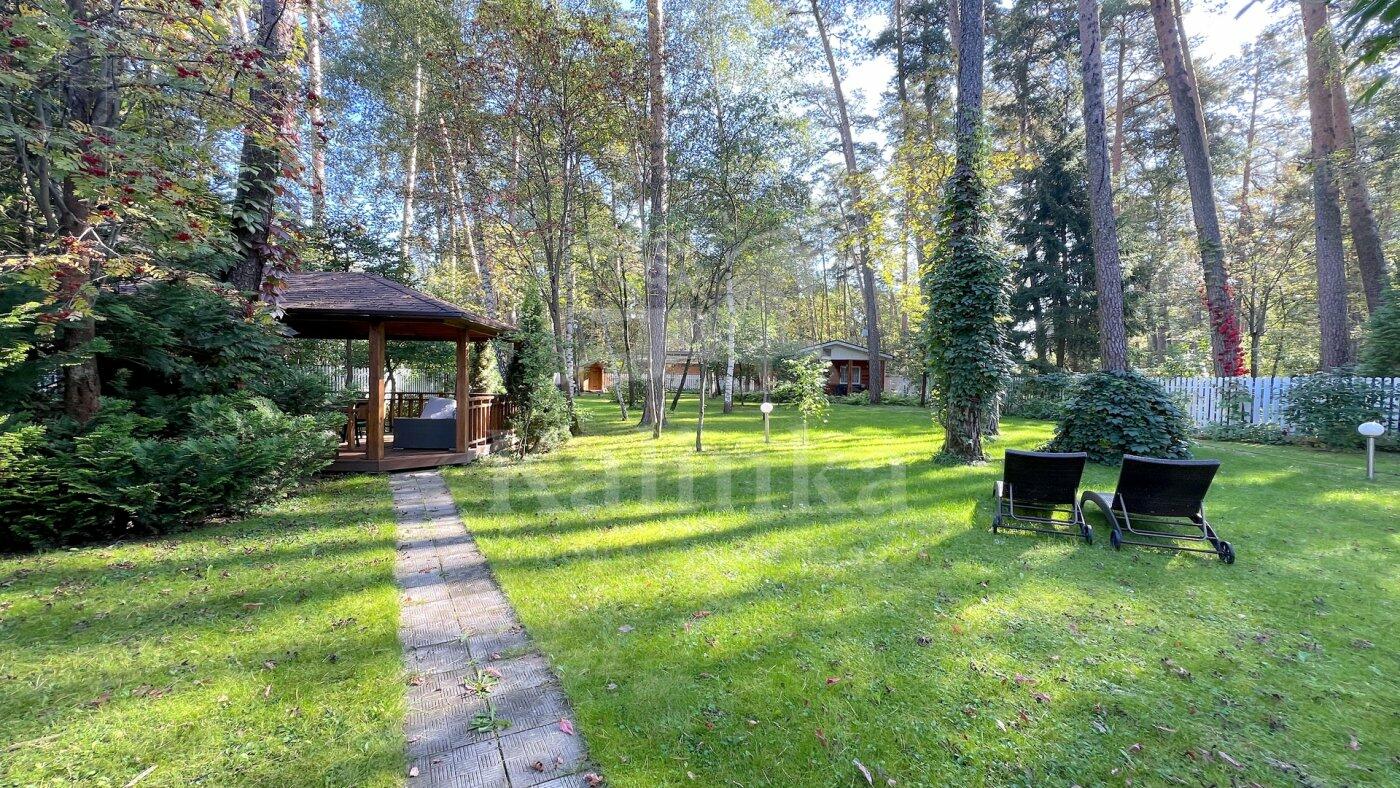2-этажный коттедж 550 м² с отделкой