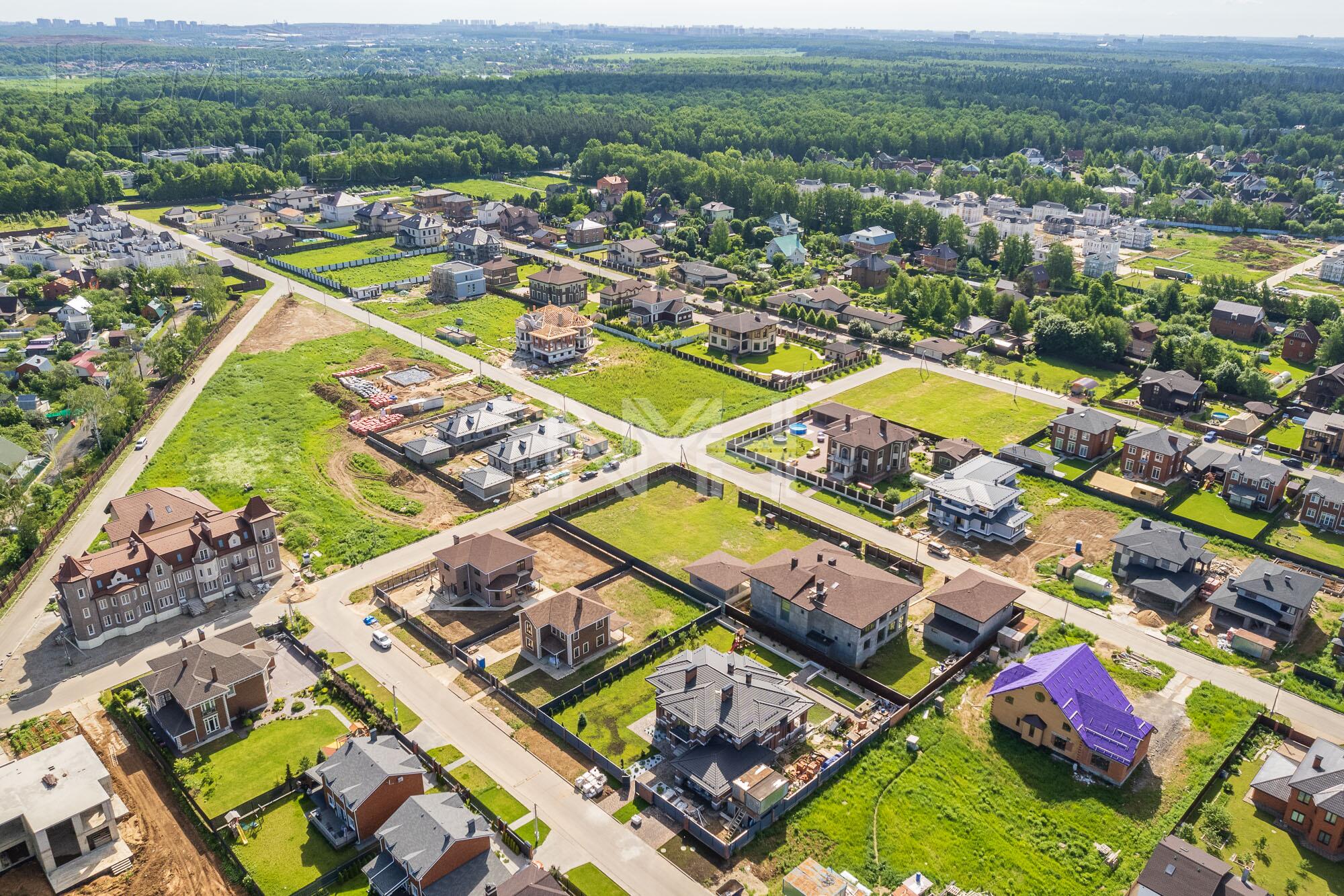 2-этажный коттедж 500 м² без отделки