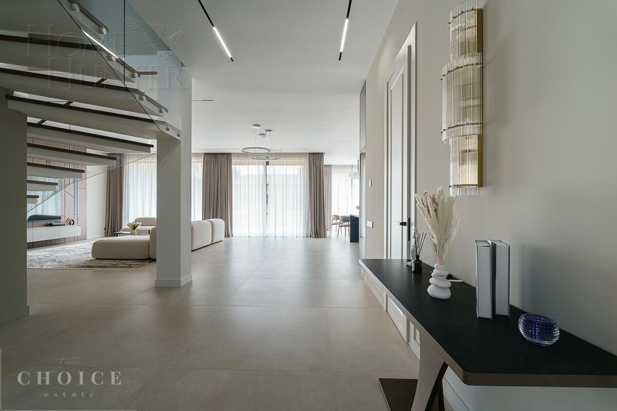 2-этажный коттедж 349.7 м² с отделкой