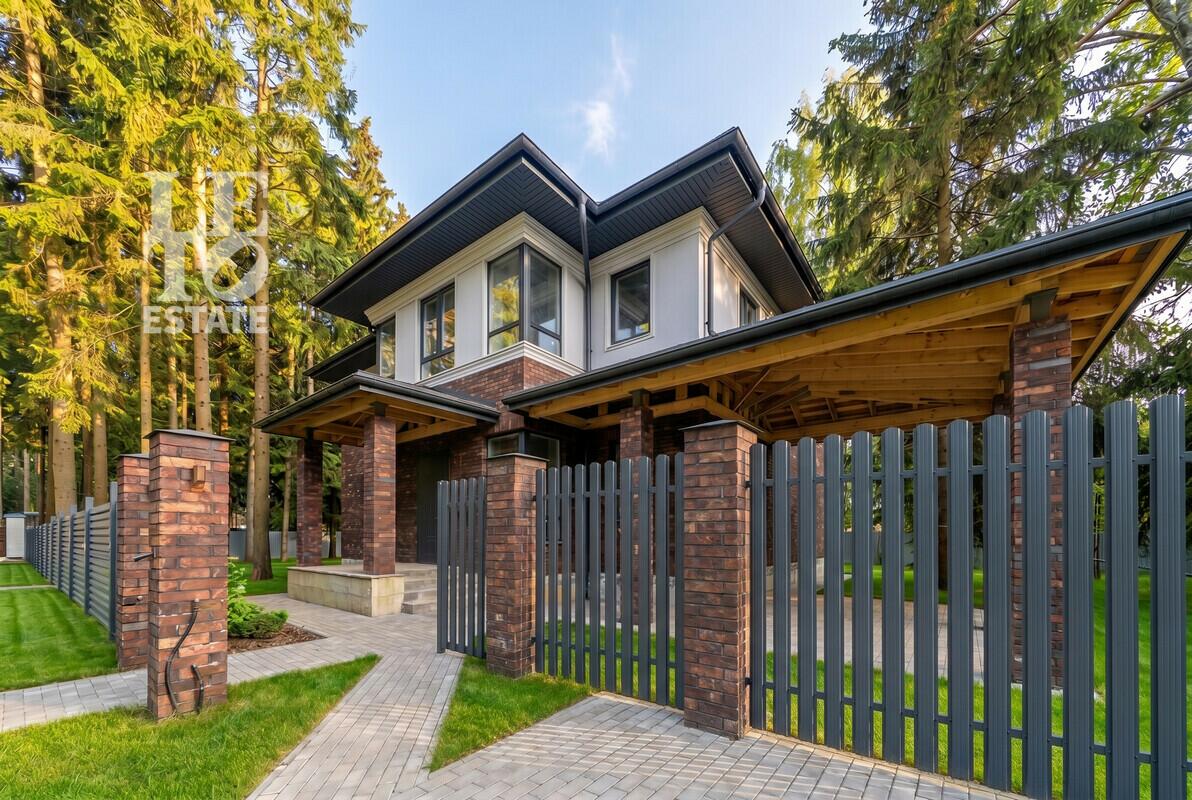 2-этажный коттедж 300 м² без отделки