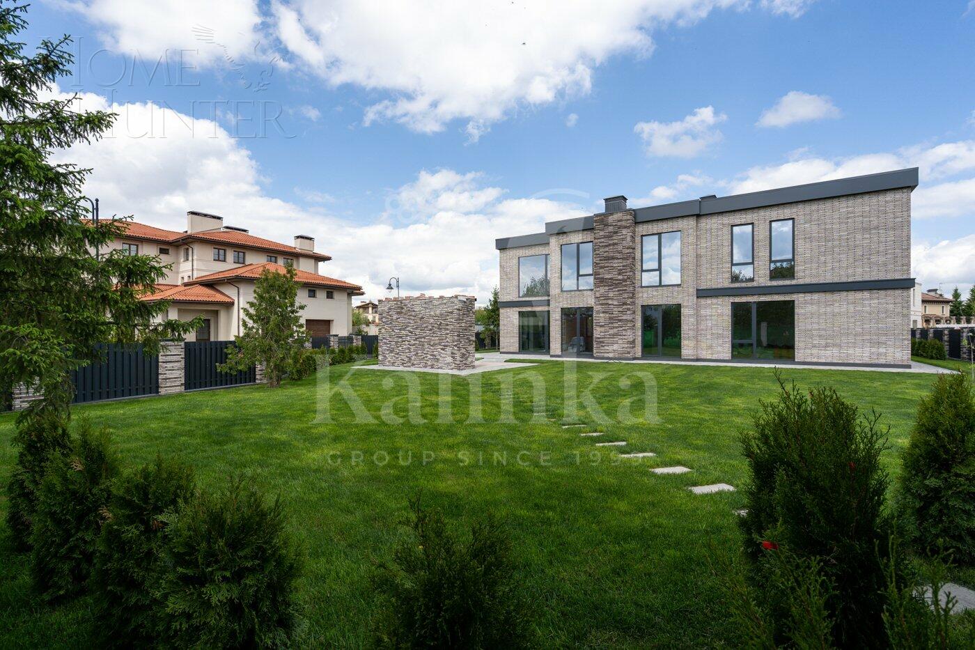 2-этажный коттедж 520.5 м² без отделки