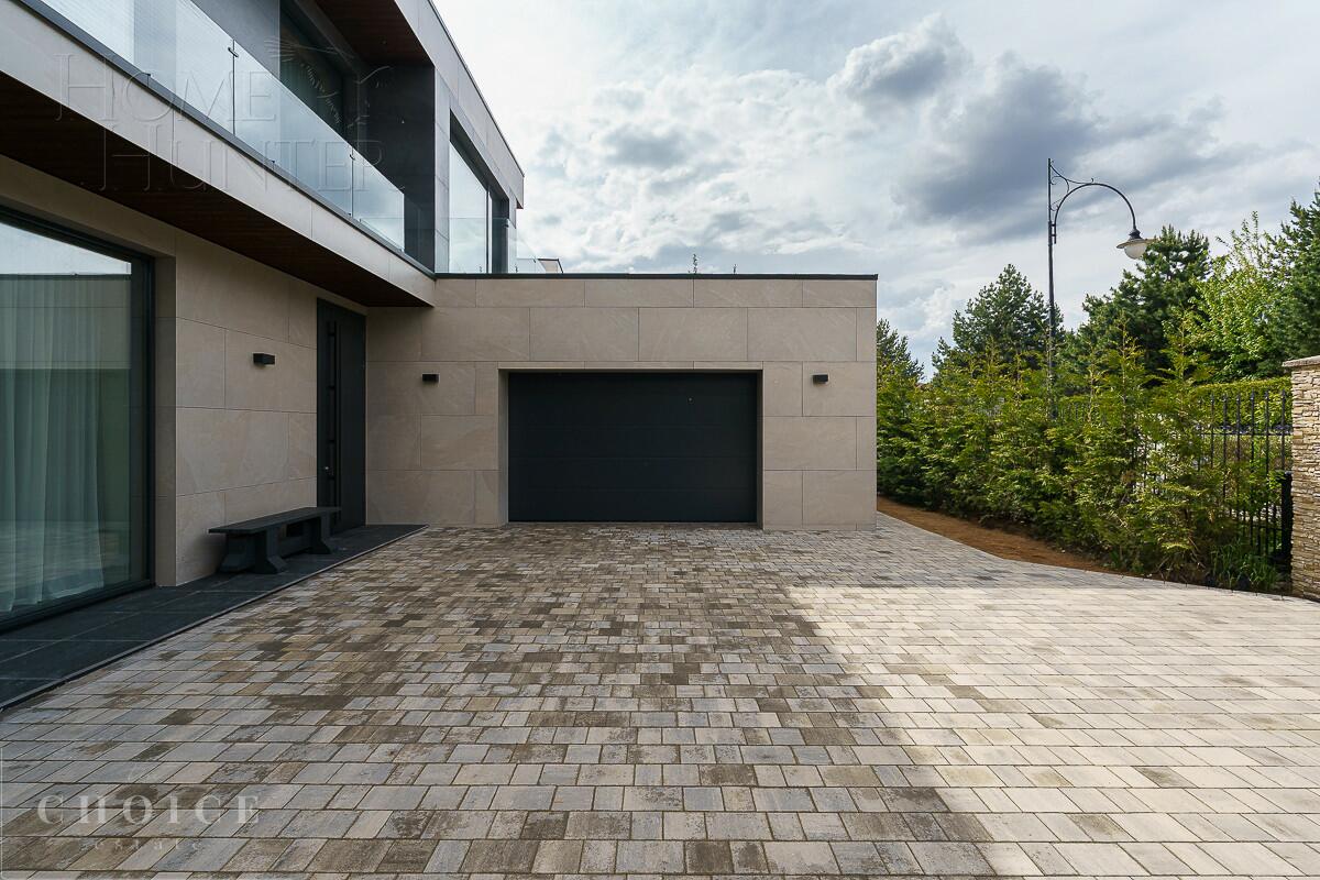 2-этажный коттедж 349.7 м² с отделкой