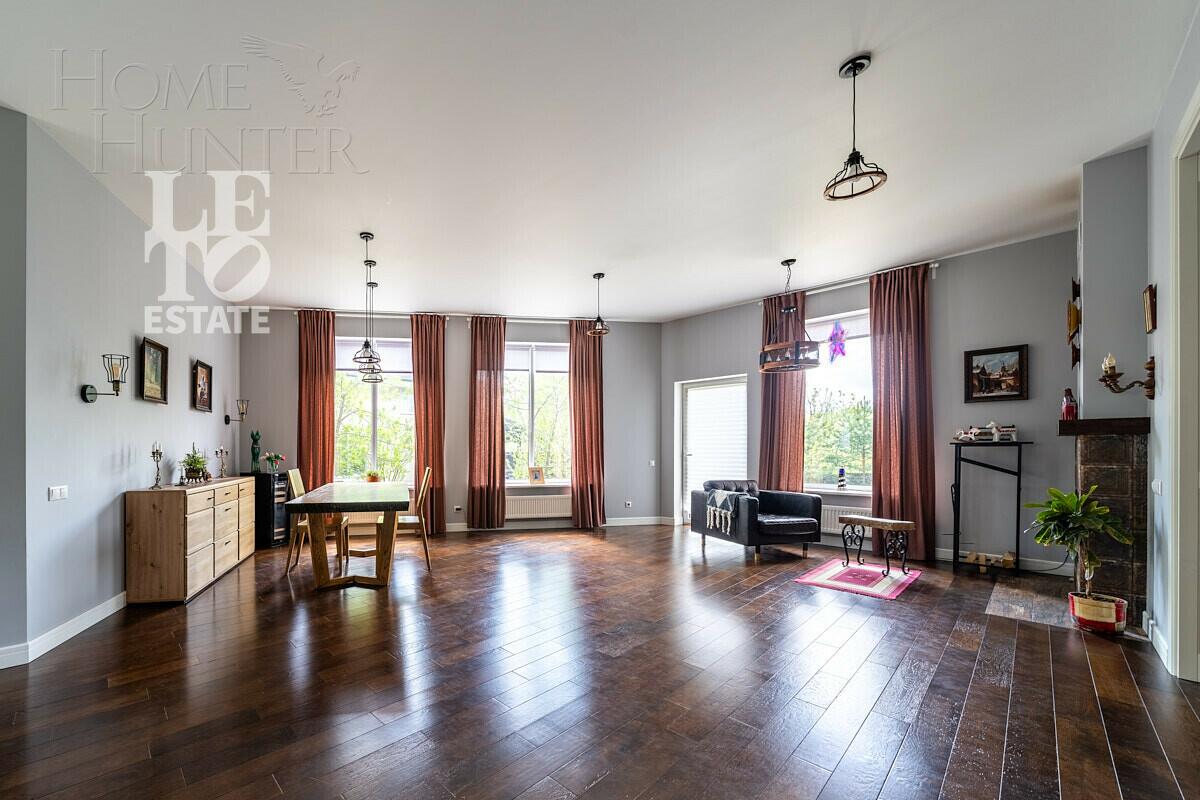 2-этажный коттедж 257.3 м² с отделкой