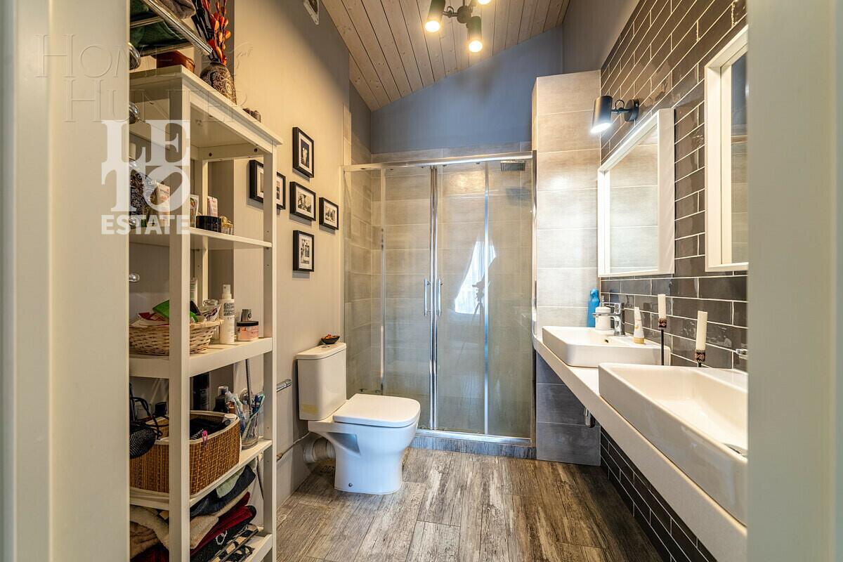 2-этажный коттедж 257.3 м² с отделкой