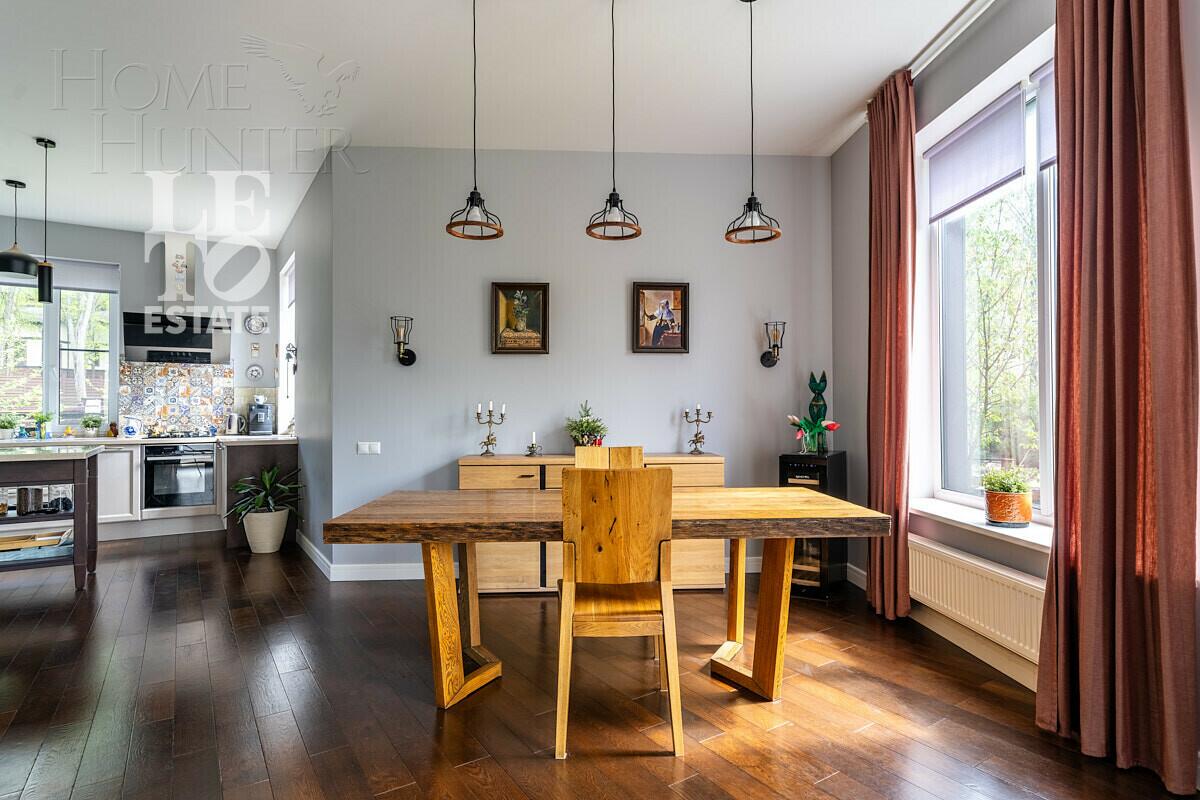 2-этажный коттедж 257.3 м² с отделкой