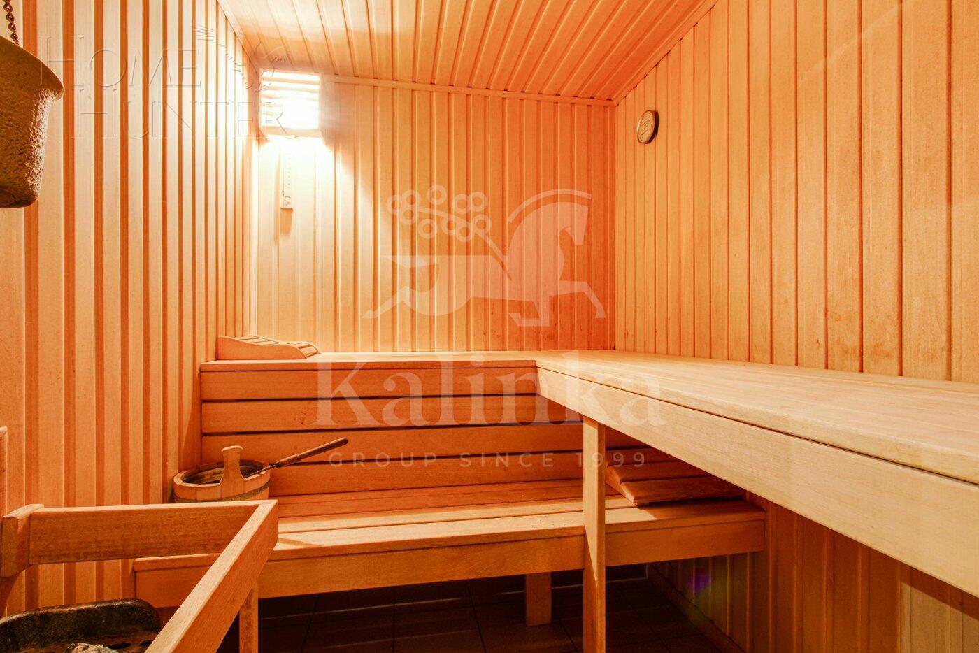 3-этажный коттедж 450 м² с отделкой