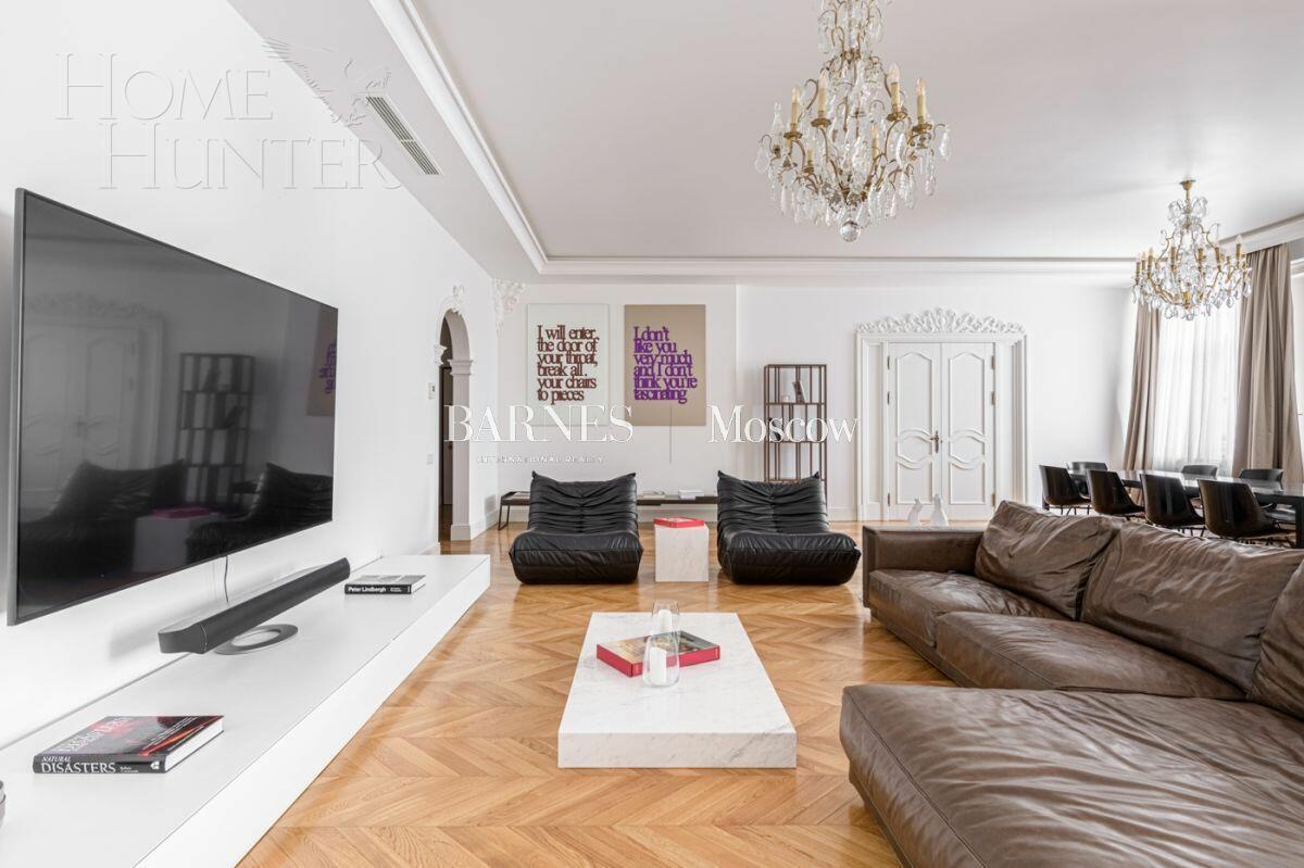 4-КОМН. КВАРТИРА С ОТДЕЛКОЙ 320 М² НА 2 ЭТАЖЕ