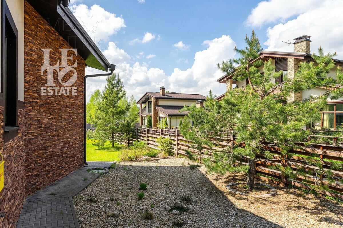 2-этажный коттедж 257.3 м² с отделкой