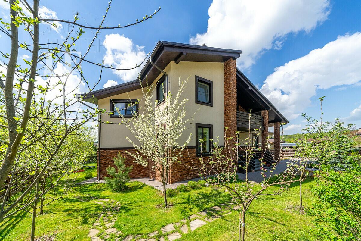 2-этажный коттедж 257.3 м² с отделкой