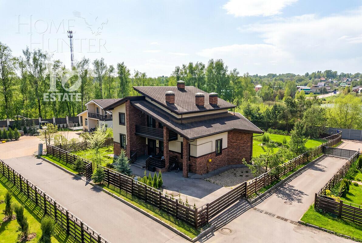 2-этажный коттедж 257.3 м² с отделкой