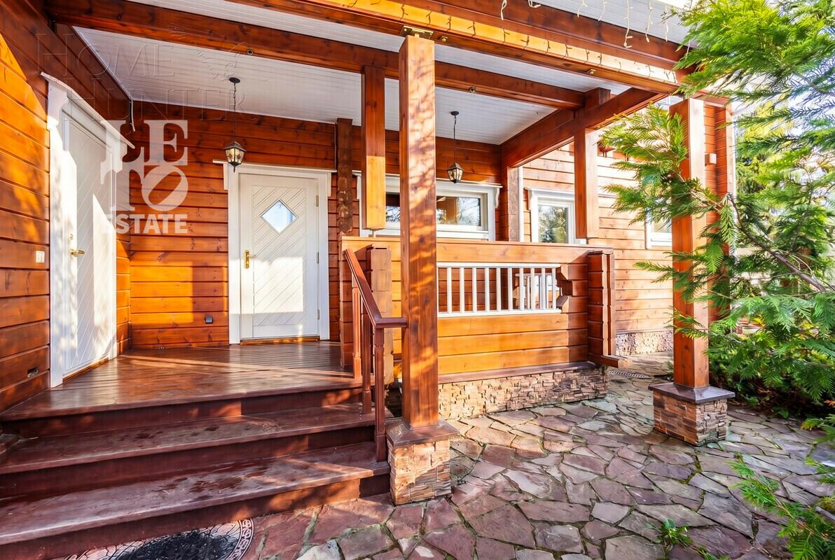 6-этажный коттедж 271 м² с отделкой