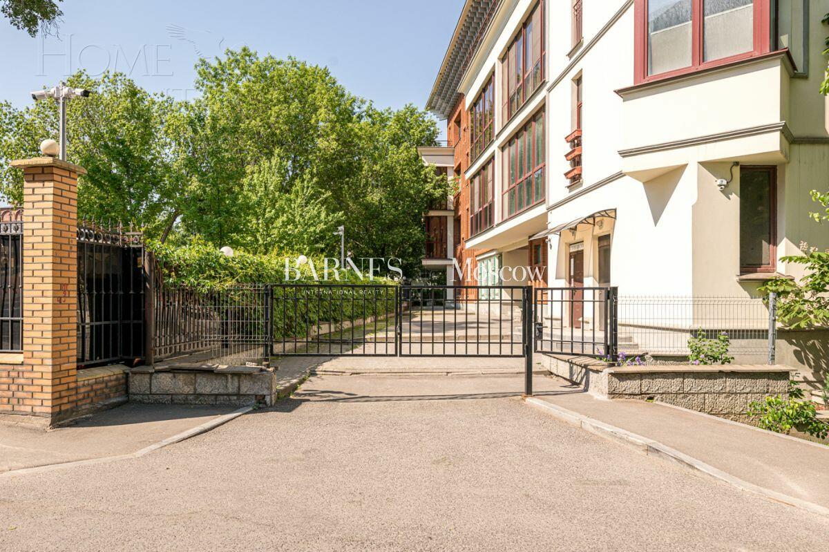 6-КОМН. АПАРТАМЕНТЫ БЕЗ ОТДЕЛКИ 450 М² НА 4 ЭТАЖЕ