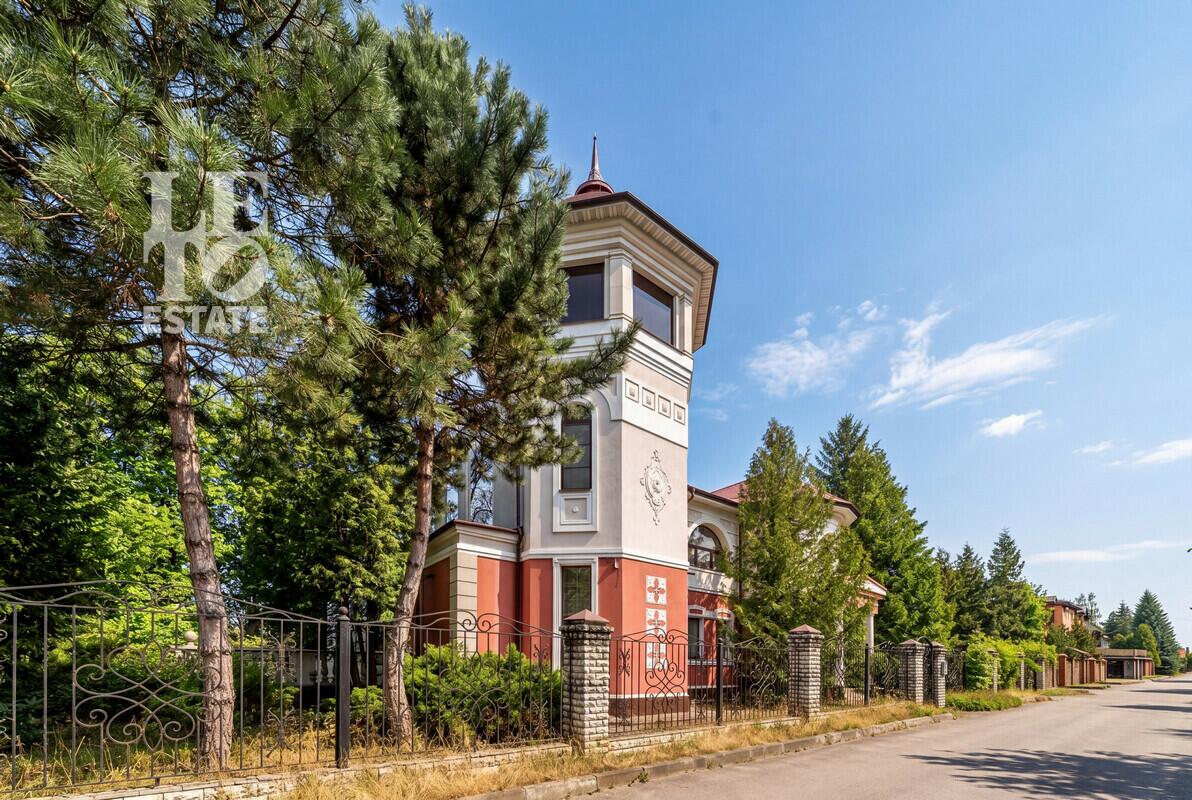 2-этажный коттедж 730 м² с отделкой