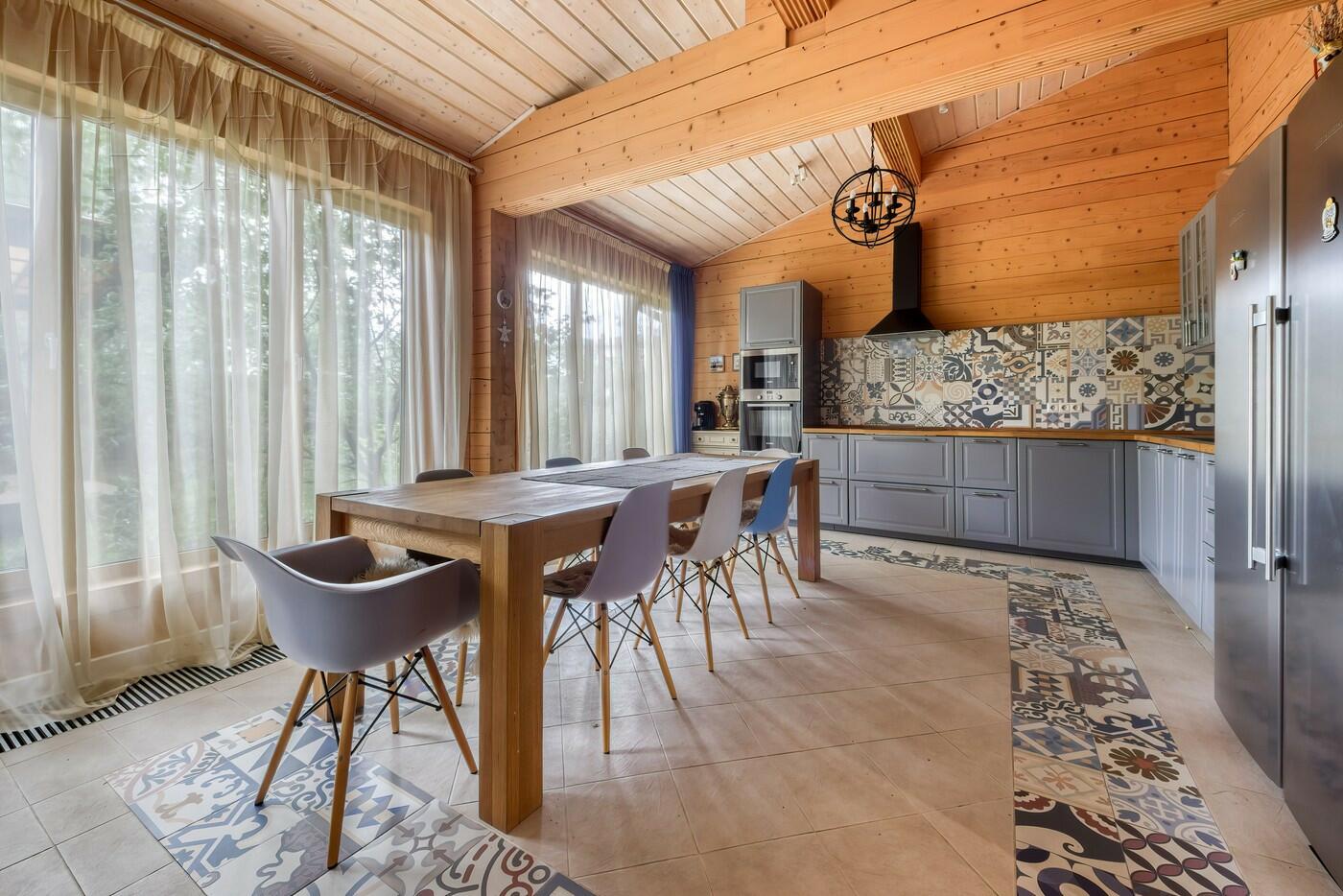 2-этажный коттедж 145.5 м² с отделкой