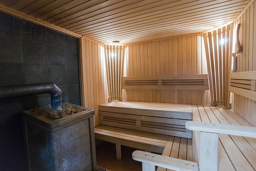 2-этажный коттедж 600 м² с отделкой