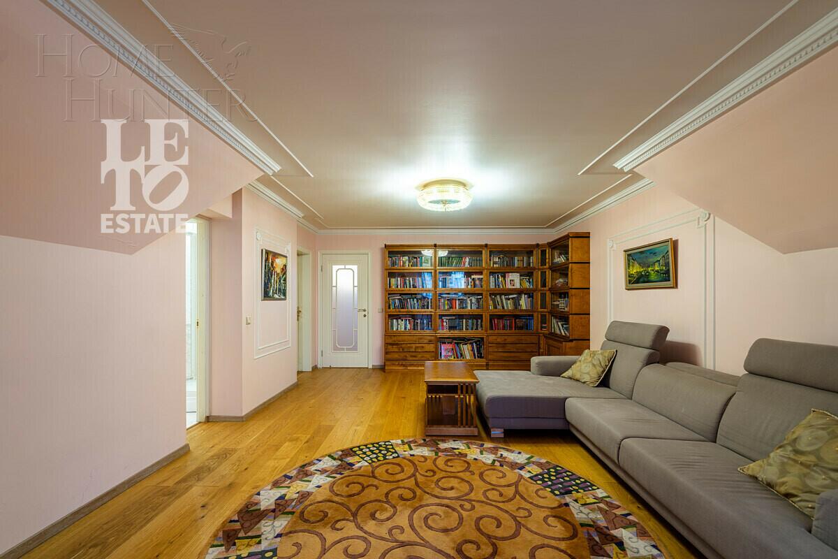 2-этажный коттедж 730 м² с отделкой