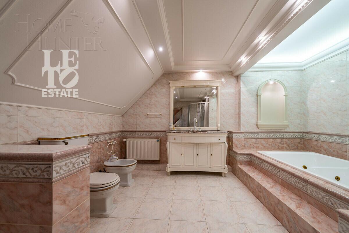 2-этажный коттедж 730 м² с отделкой