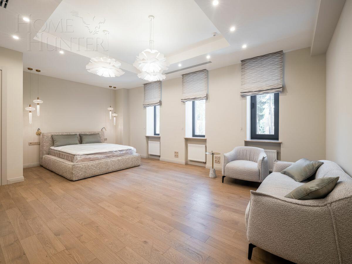 3-этажный коттедж 420 м² с отделкой