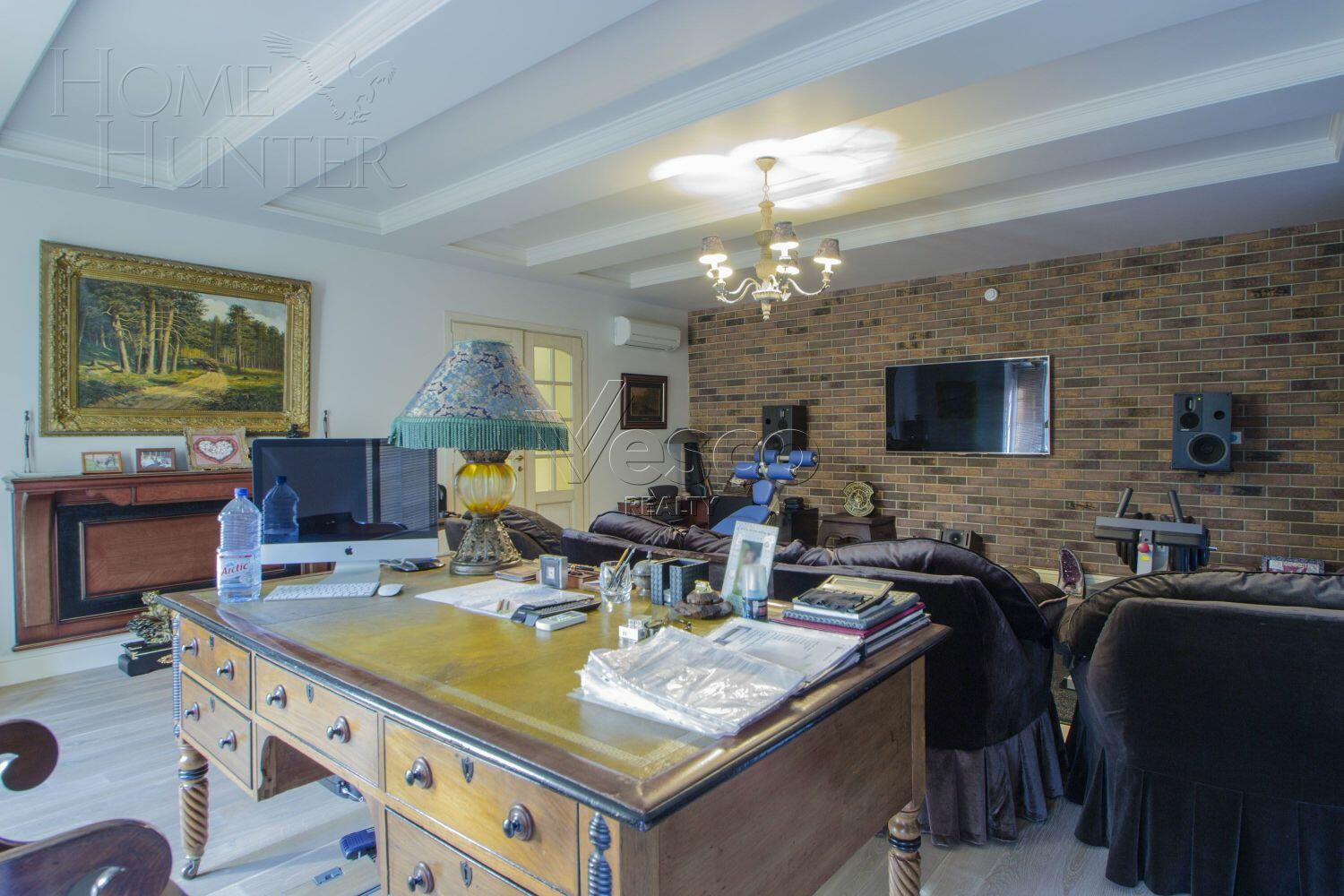 2-этажный коттедж 930 м² с отделкой