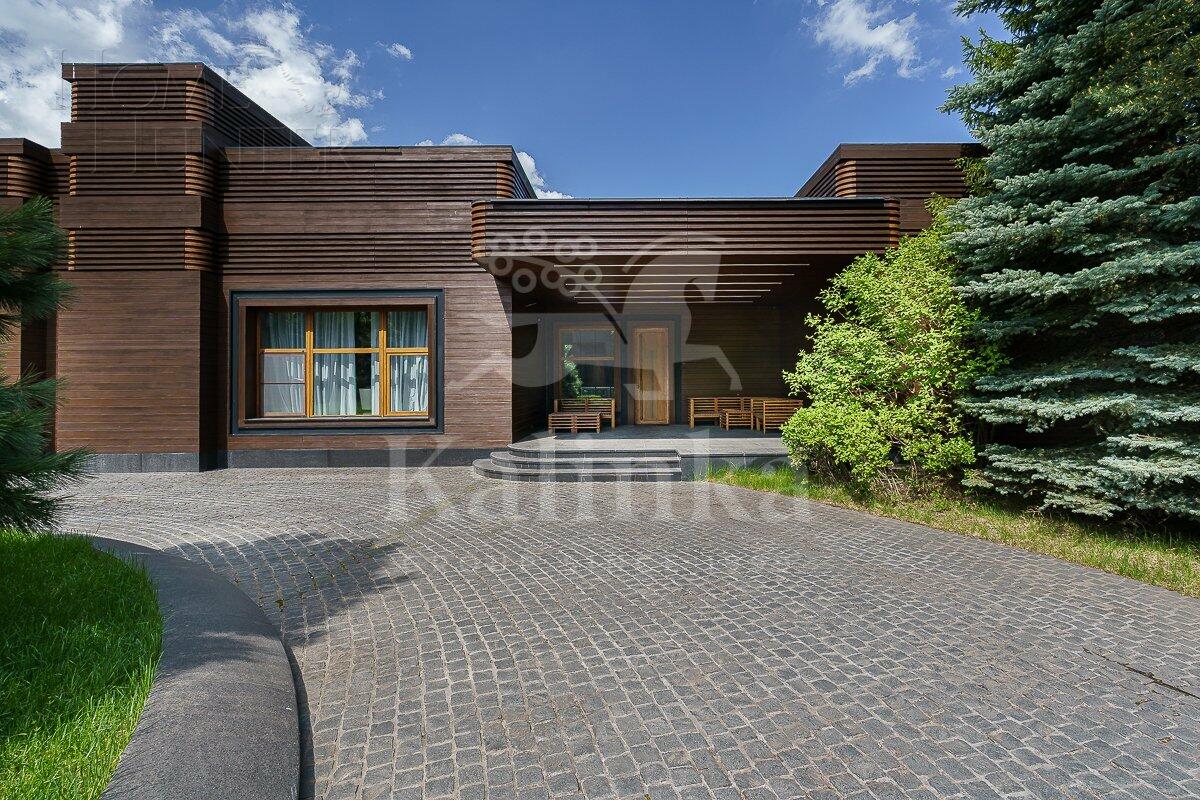 1-этажный коттедж 790 м² с отделкой