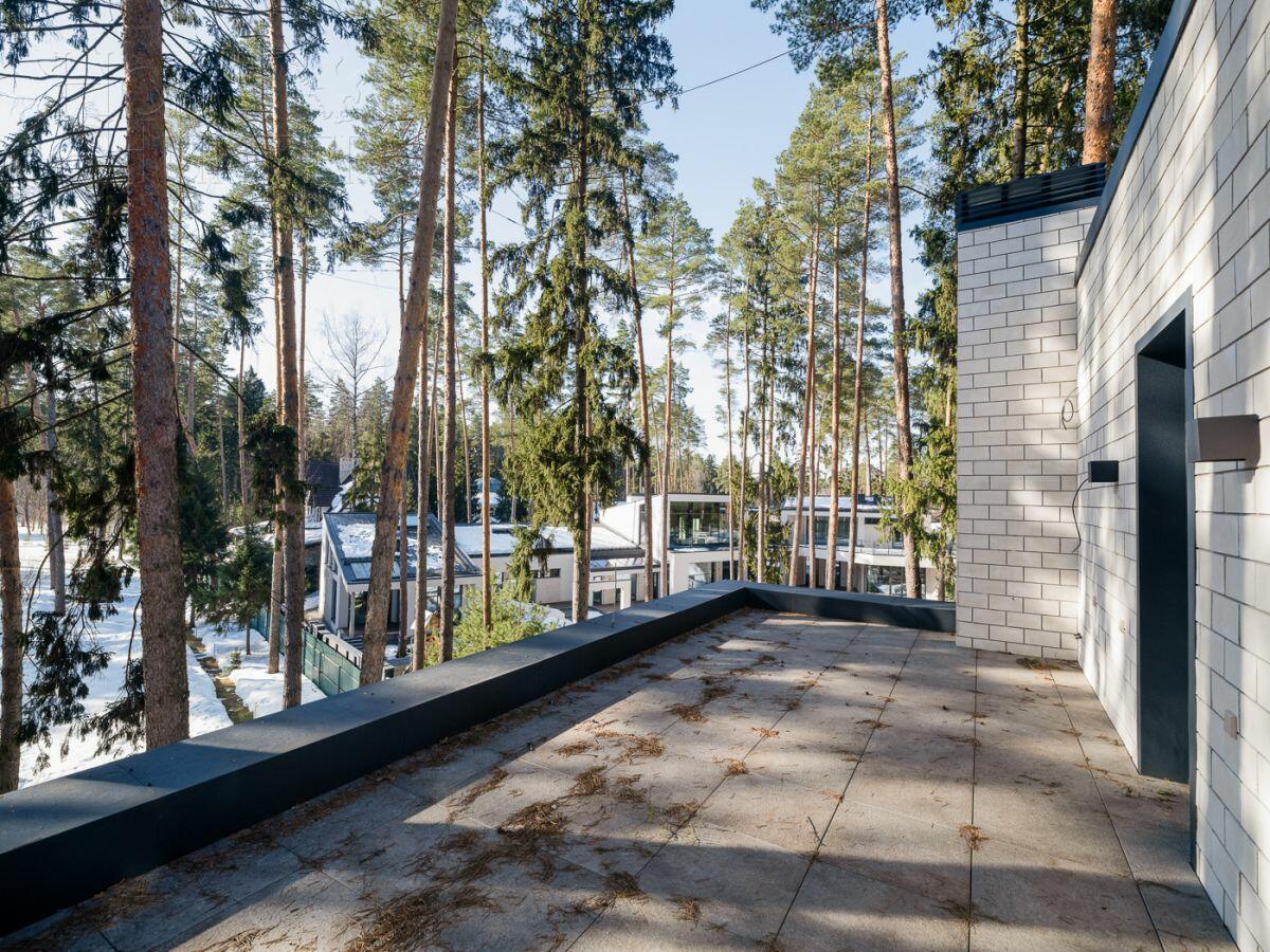 3-этажный коттедж 420 м² с отделкой