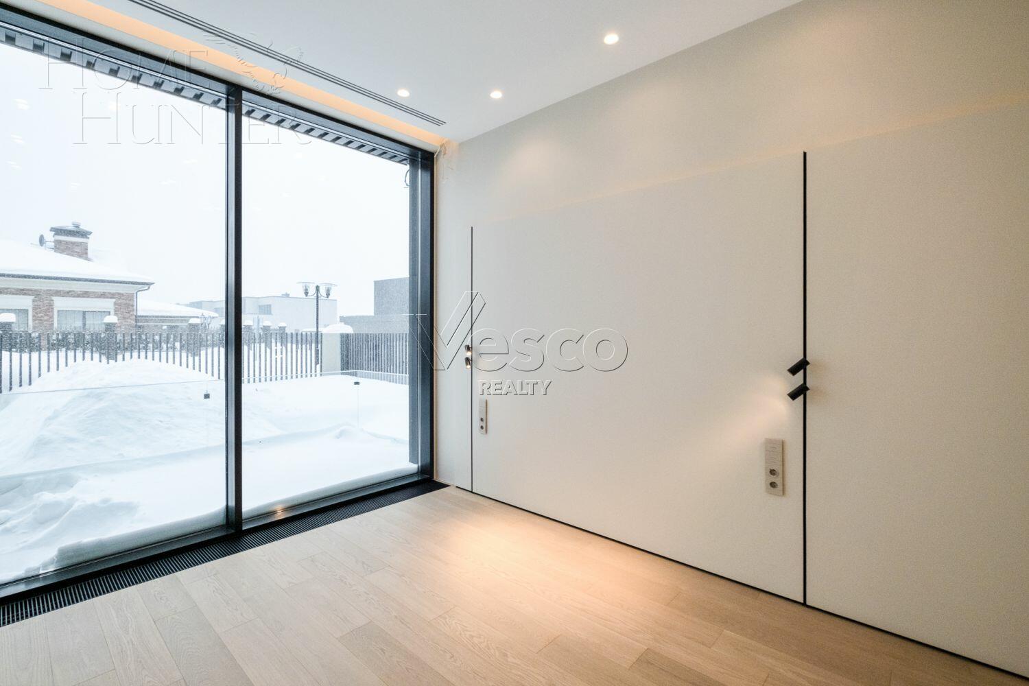 2-этажный коттедж 400 м² с отделкой