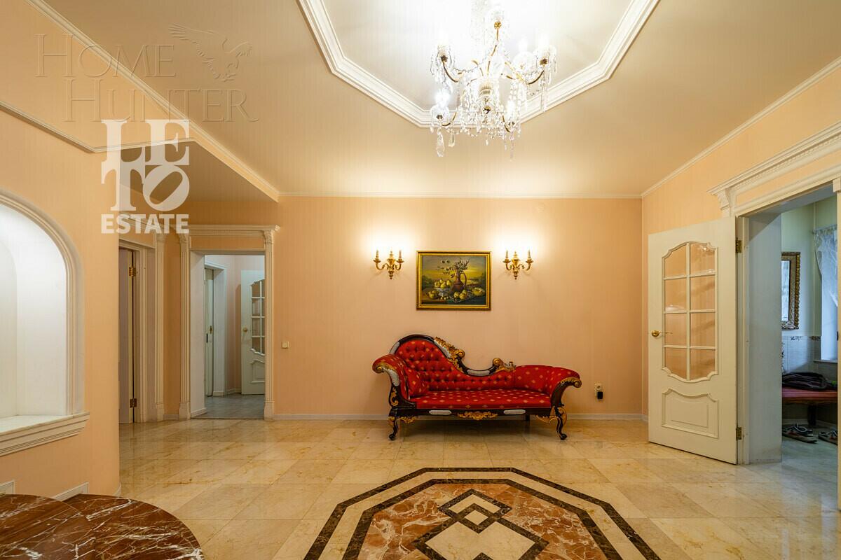 2-этажный коттедж 730 м² с отделкой