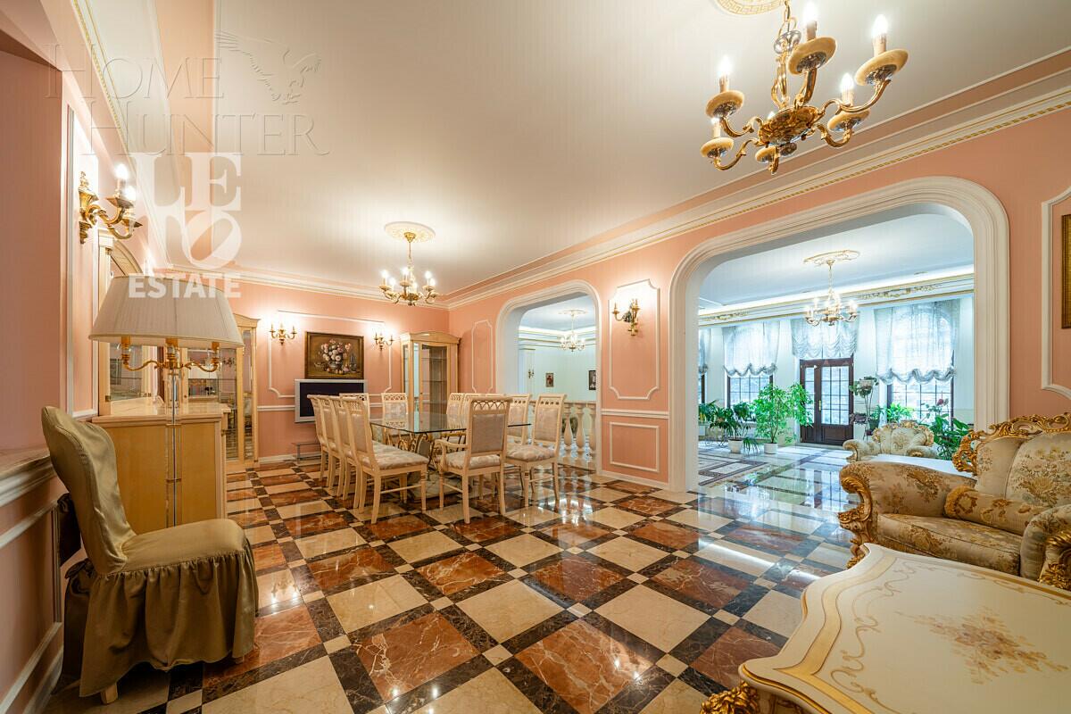 2-этажный коттедж 730 м² с отделкой
