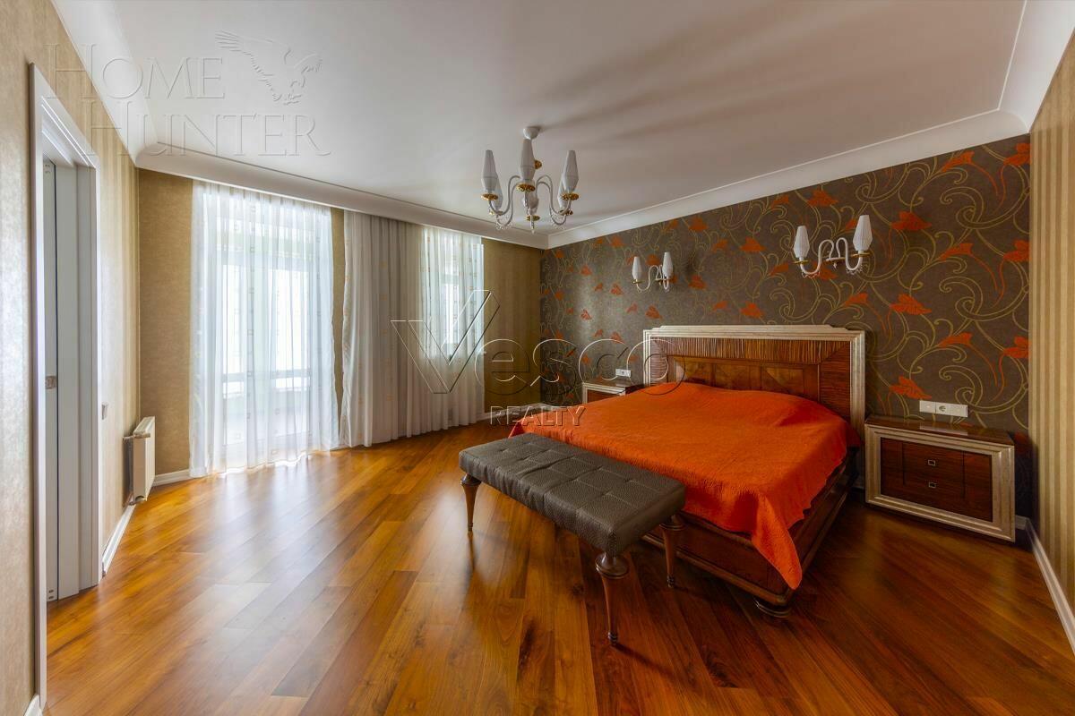 2-этажный коттедж 736 м² с отделкой