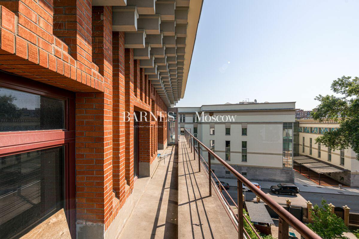 6-КОМН. АПАРТАМЕНТЫ БЕЗ ОТДЕЛКИ 450 М² НА 4 ЭТАЖЕ