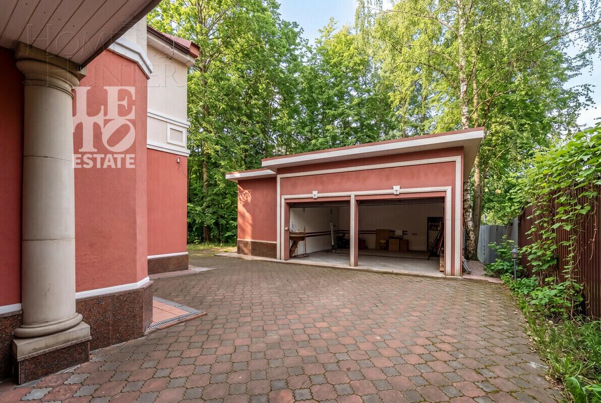 2-этажный коттедж 730 м² с отделкой