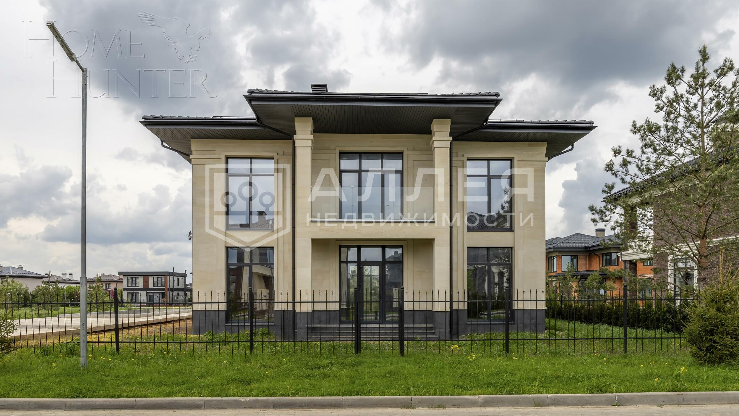 2-этажный коттедж 310 м² без отделки