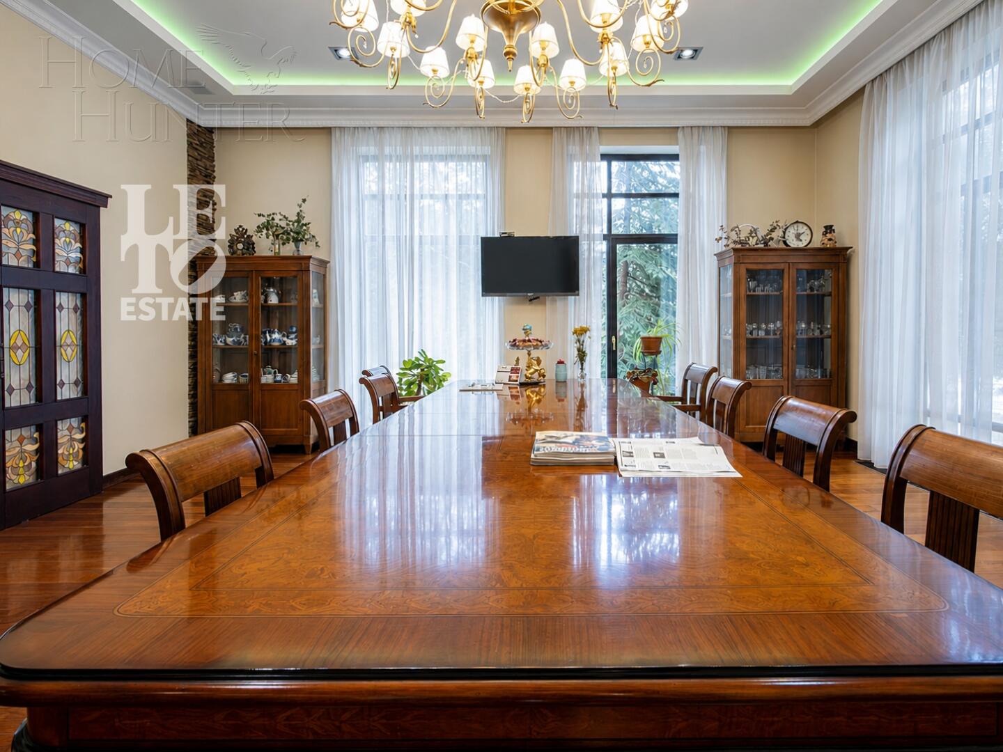 2-этажный коттедж 1 786 м² с отделкой