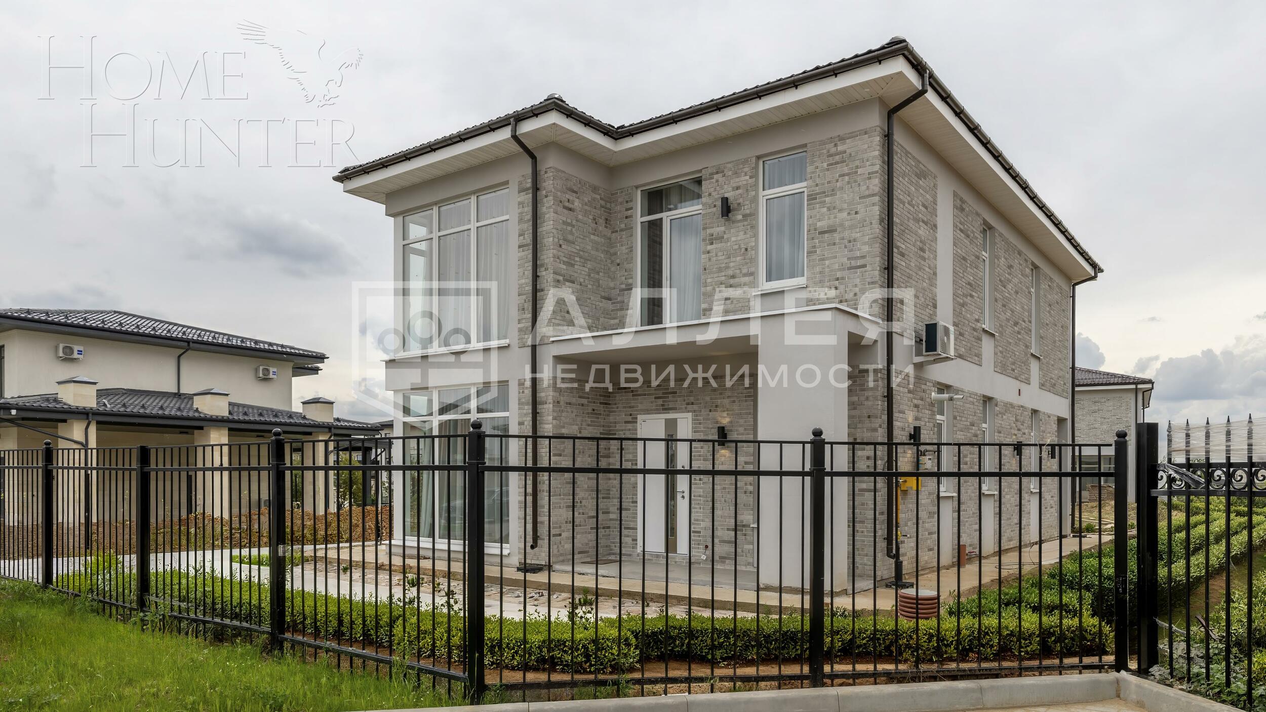 2-этажный коттедж 220 м² с отделкой