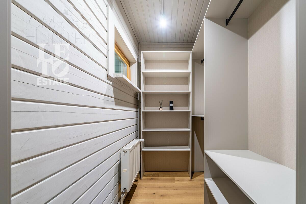1-этажный коттедж 400 м² с отделкой