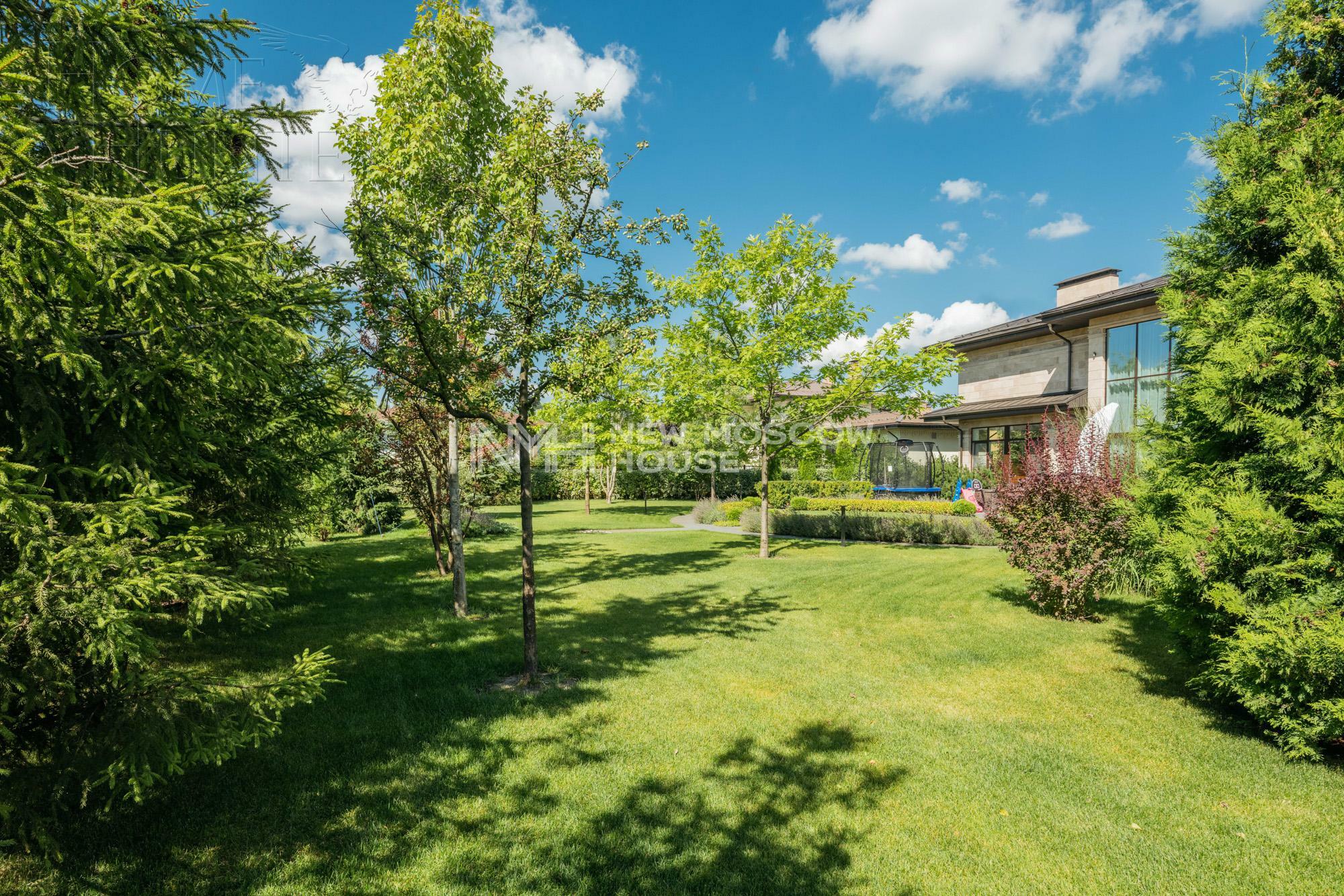 2-этажный коттедж 650 м² с отделкой