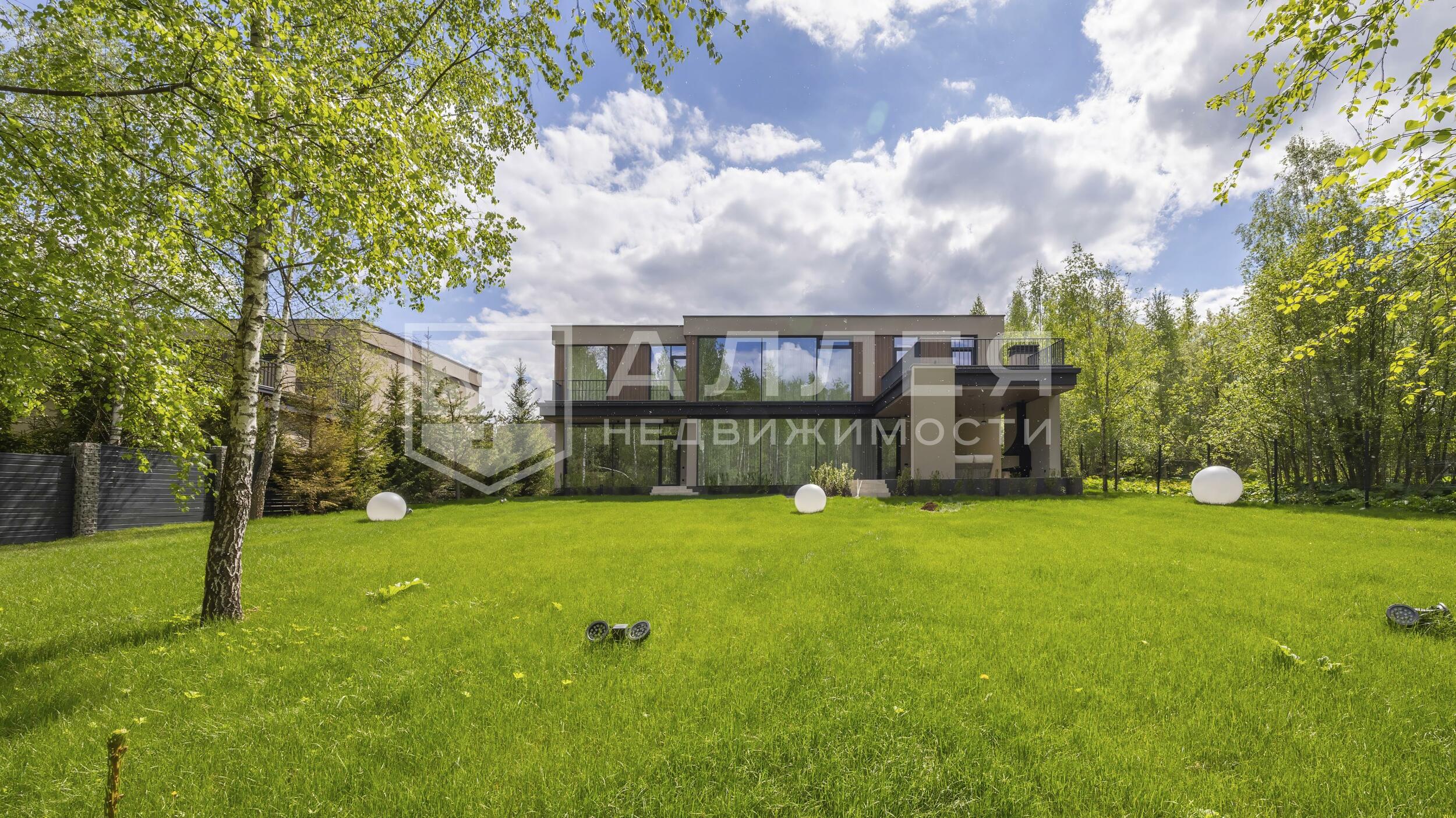 2-этажный коттедж 627.5 м² с отделкой