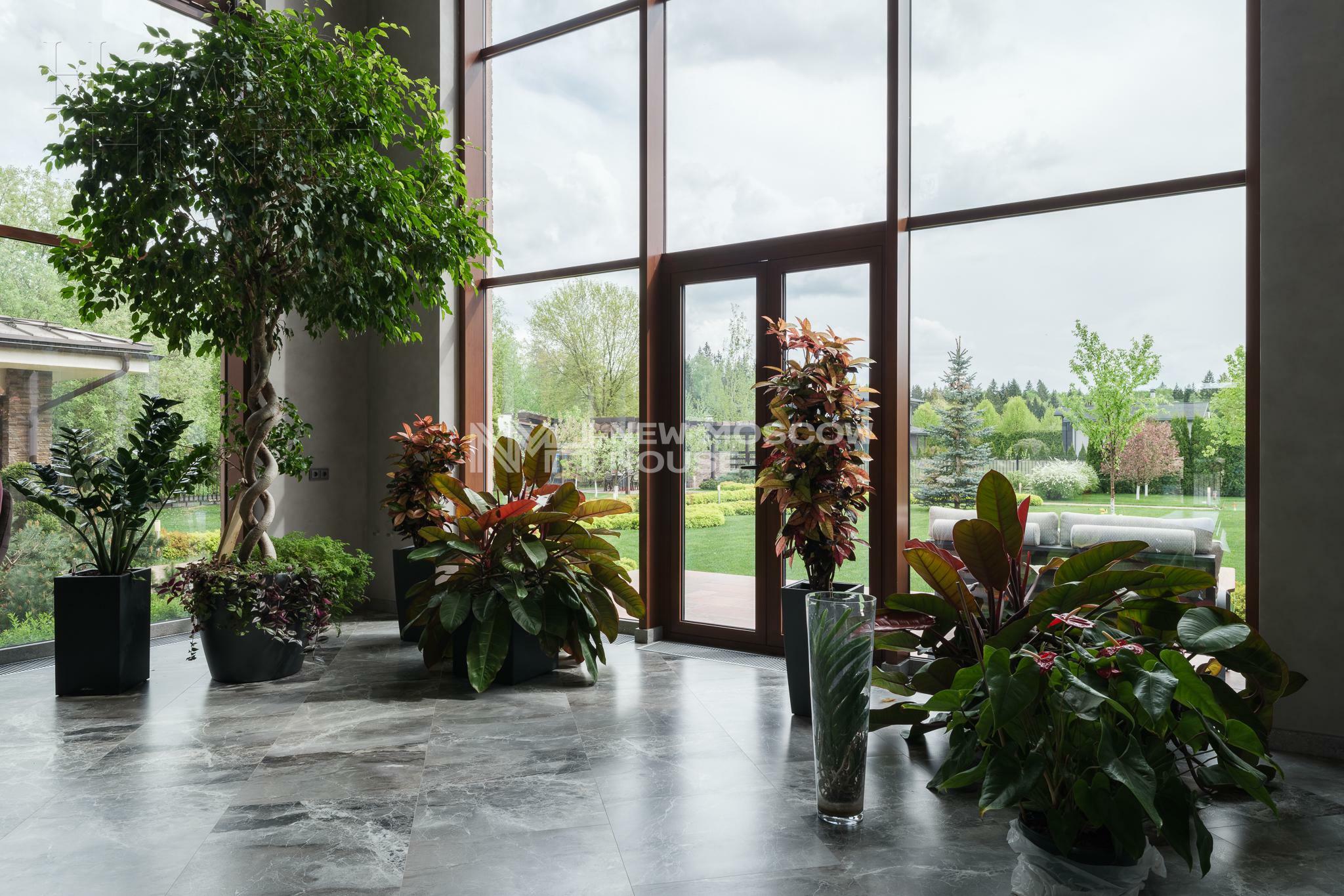 2-этажный коттедж 700 м² с отделкой