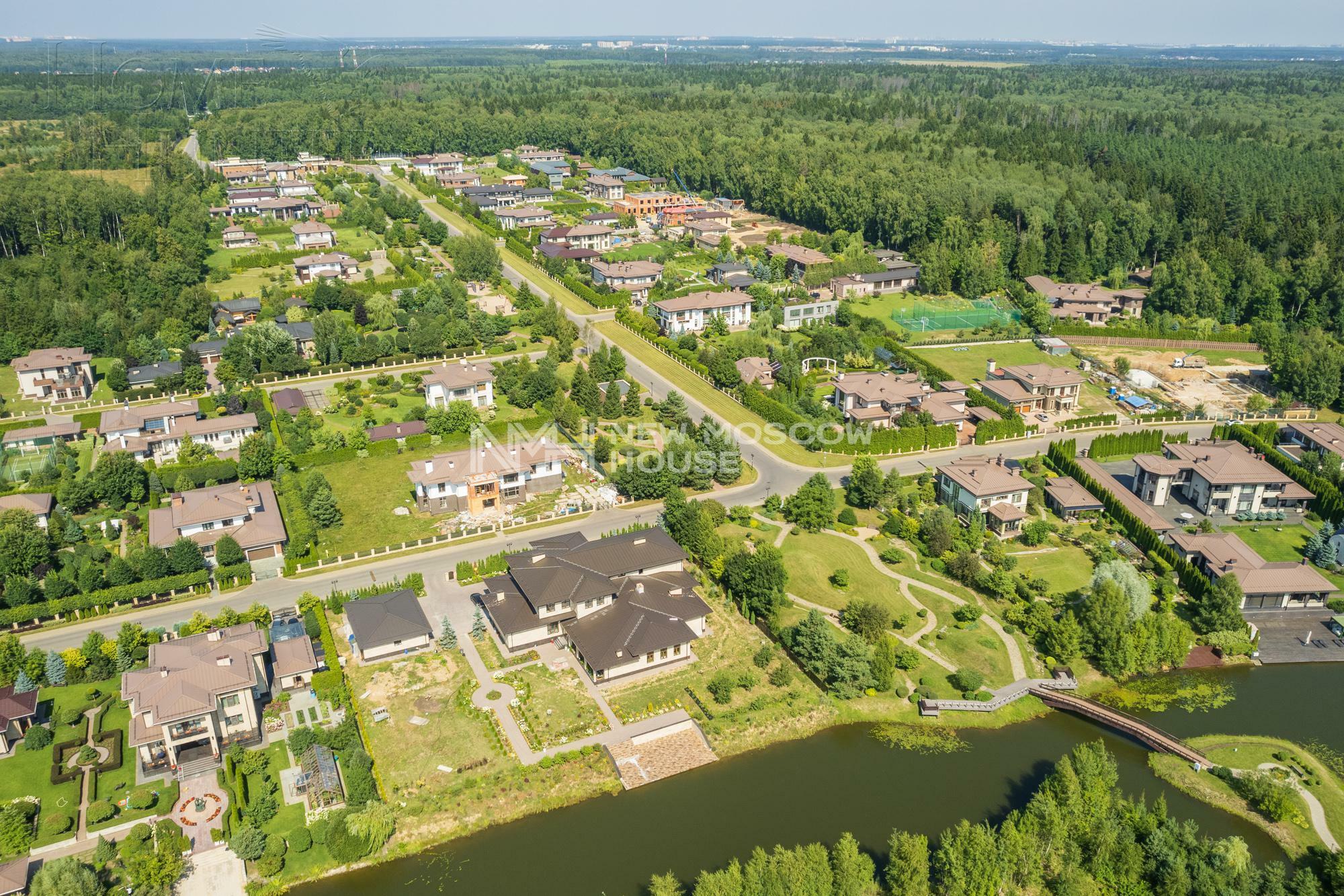 2-этажный коттедж 650 м² с отделкой
