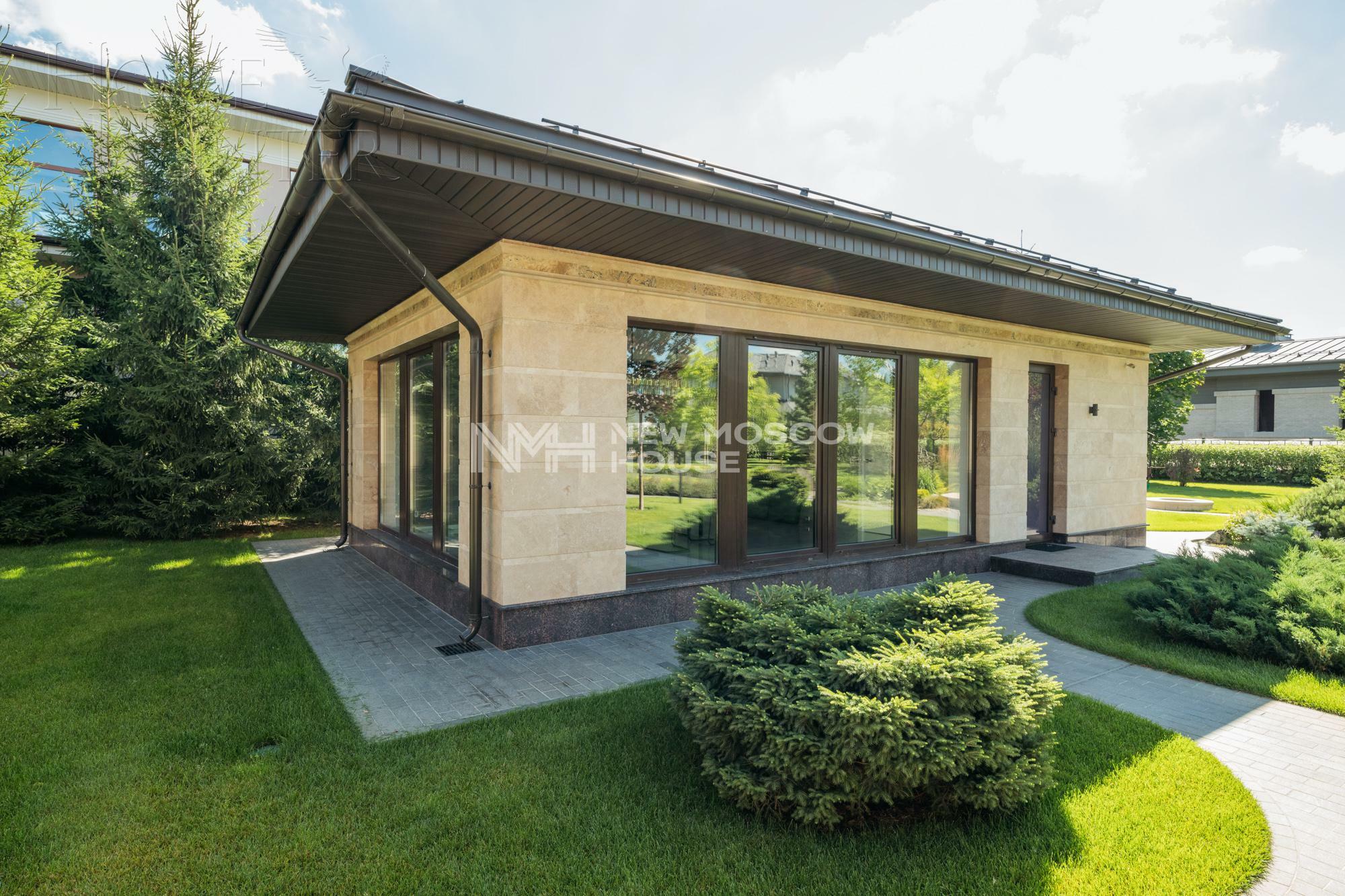2-этажный коттедж 650 м² с отделкой