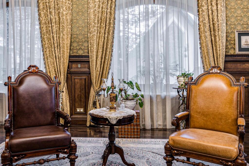 2-этажный коттедж 1 500 м² с отделкой
