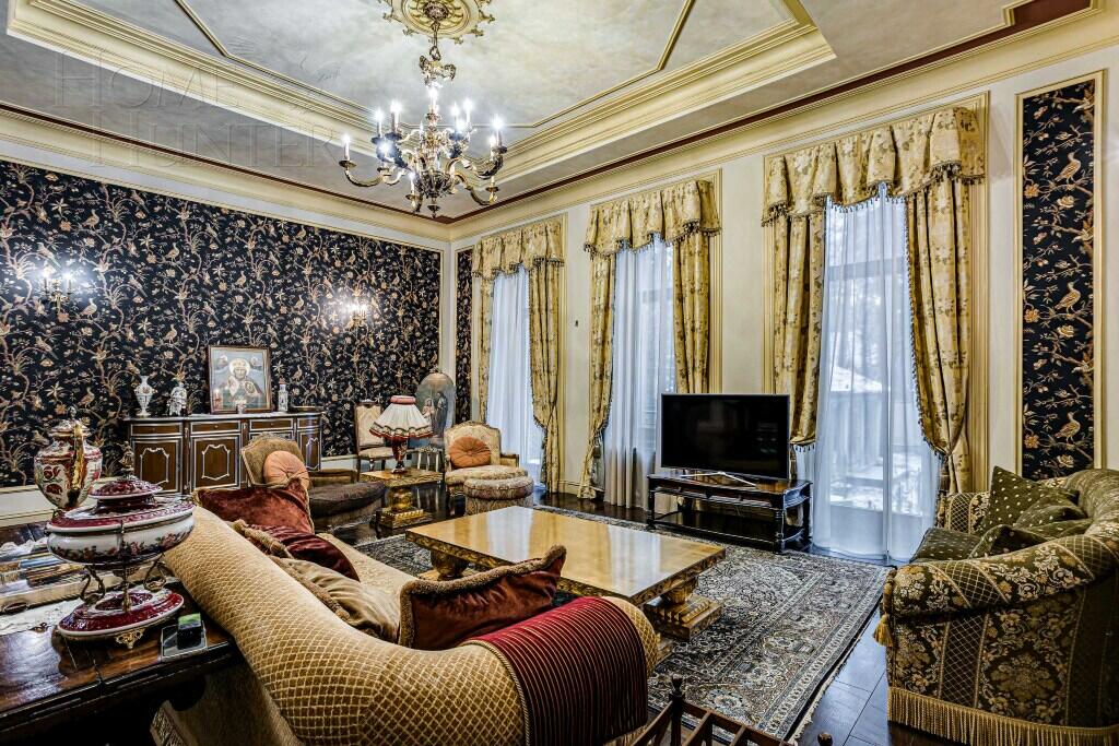 2-этажный коттедж 1 500 м² с отделкой