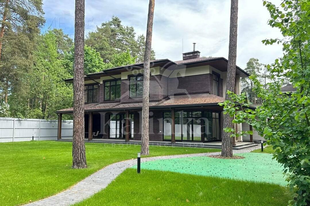 2-этажный коттедж 654.7 м² с отделкой
