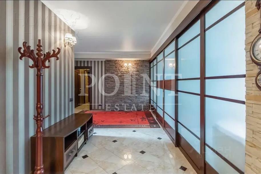 3-этажный коттедж 421 м² с отделкой