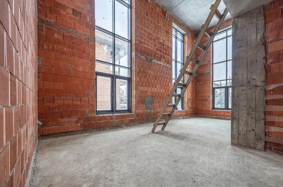 2-этажный коттедж 320 м² без отделки