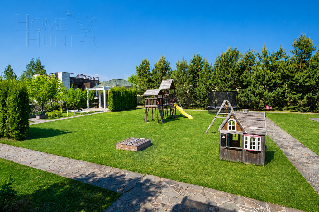 2-этажный коттедж 600 м² с отделкой